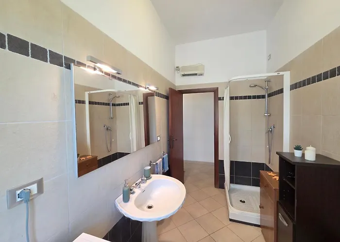 Orchidea Silvi アパート シルヴィ・マリーナ